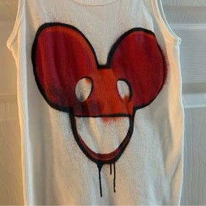 Deadmau5 simple spray paint design tank top